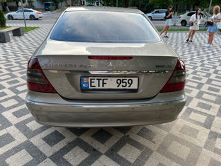 Mercedes E-Class foto 2