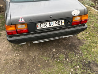 Audi 100 foto 6