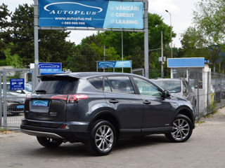 Toyota Rav 4 foto 1