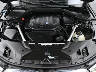 BMW 5 Series foto 5