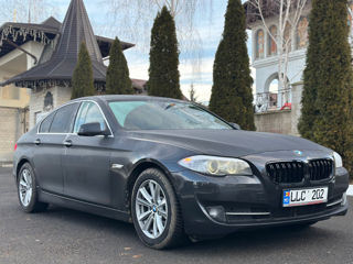 BMW 5 Series foto 3