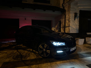 BMW 7 Series foto 15