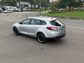 Renault Megane foto 8