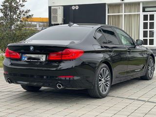 BMW 5 Series foto 4