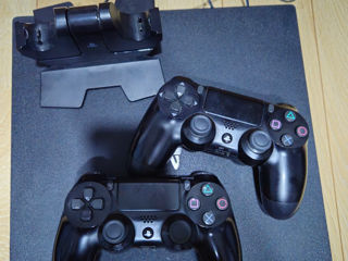 Продам PlayStation 4 PRO foto 3