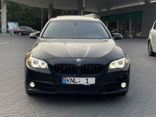 BMW 5 Series foto 1