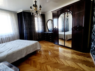 Apartament cu 4 camere, 90 m², Râșcani, Chișinău foto 3