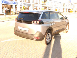 Peugeot 5008 foto 4