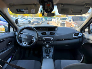 Renault Grand Scenic foto 7