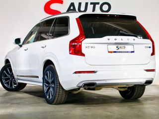 Volvo XC90 foto 4