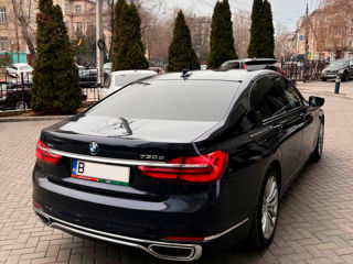 BMW 7 Series foto 3