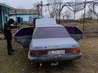 Opel Ascona foto 8