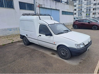 Ford Courier