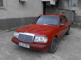 Mercedes Series (W124) foto 1