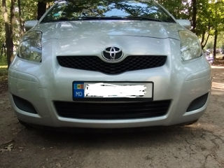 Toyota Yaris foto 2