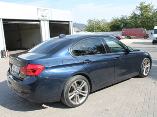 BMW 3 Series foto 4