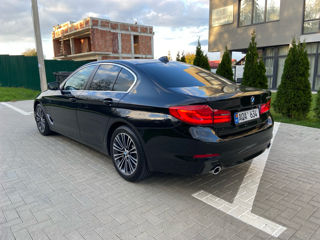 BMW 5 Series foto 4