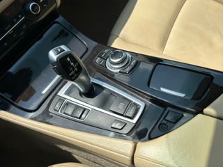 BMW 5 Series foto 15