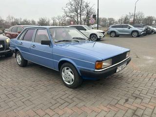 Audi 80