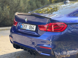 BMW M4 foto 4