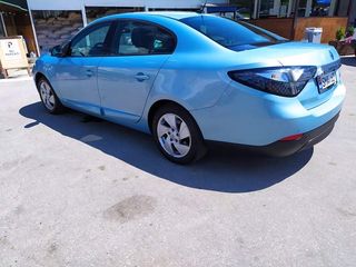 Renault Fluence foto 2