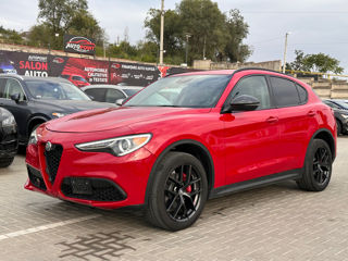 Alfa Romeo Stelvio foto 1