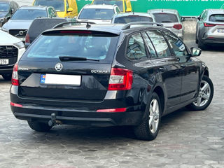 Skoda Octavia foto 4