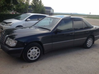 Mercedes Series (W124) foto 5