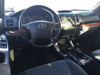 Toyota Land Cruiser Prado foto 5