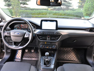 Ford Focus foto 6