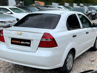 Chevrolet Aveo foto 5