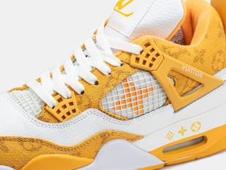 Nike Air Jordan 4 Retro Yellow x Louis Vuitton foto 2