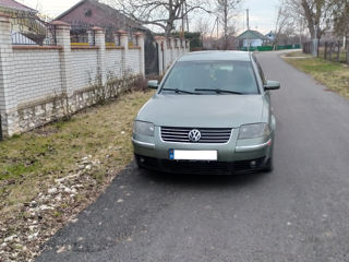 Volkswagen Passat foto 3