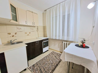 Apartament cu 2 camere, 47 m², Botanica, Chișinău foto 1