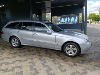 Mercedes E-Class foto 3