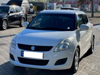 Suzuki Swift foto 1