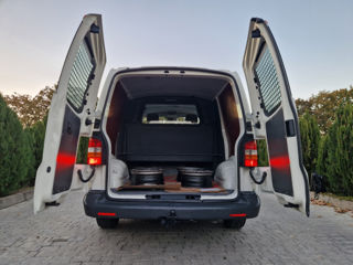 Volkswagen T5 foto 6