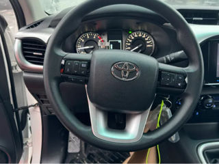 Toyota Hilux foto 9