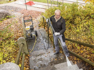 Chirie Karcher foto 1