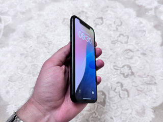 iPhone XR 64GB Black foto 3