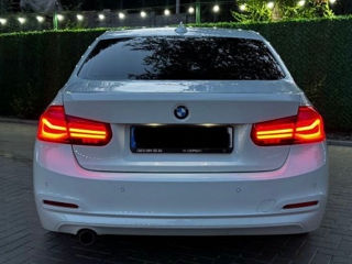 BMW 3 Series foto 5