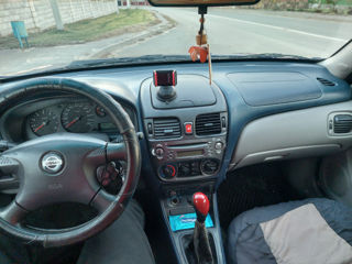 Nissan Almera foto 7