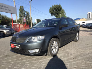 Skoda Octavia foto 1