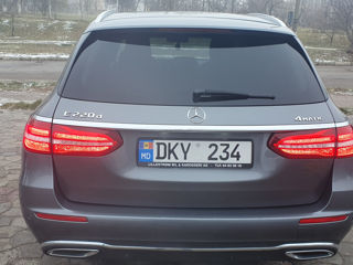 Mercedes E-Class foto 8