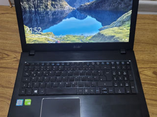 Acer Aspire E5 foto 2