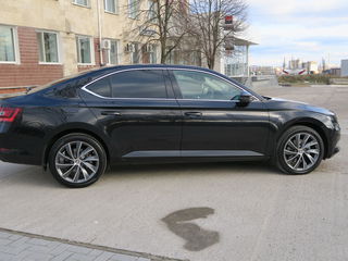 Skoda Superb foto 4