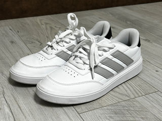 Adidas marimea 41/42 Nou