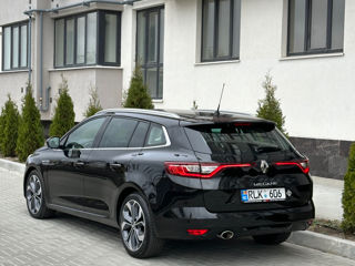 Renault Megane foto 2