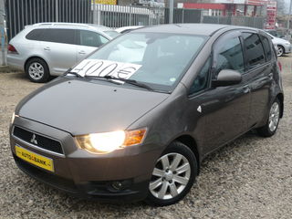 Mitsubishi Colt foto 3