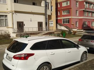 Ford Focus Wagon foto 3